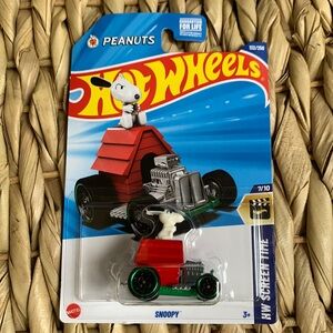 Peanuts Snoopy Dog House Hot Wheels Hotwheels Mattel 75 Year Anniversary Car New